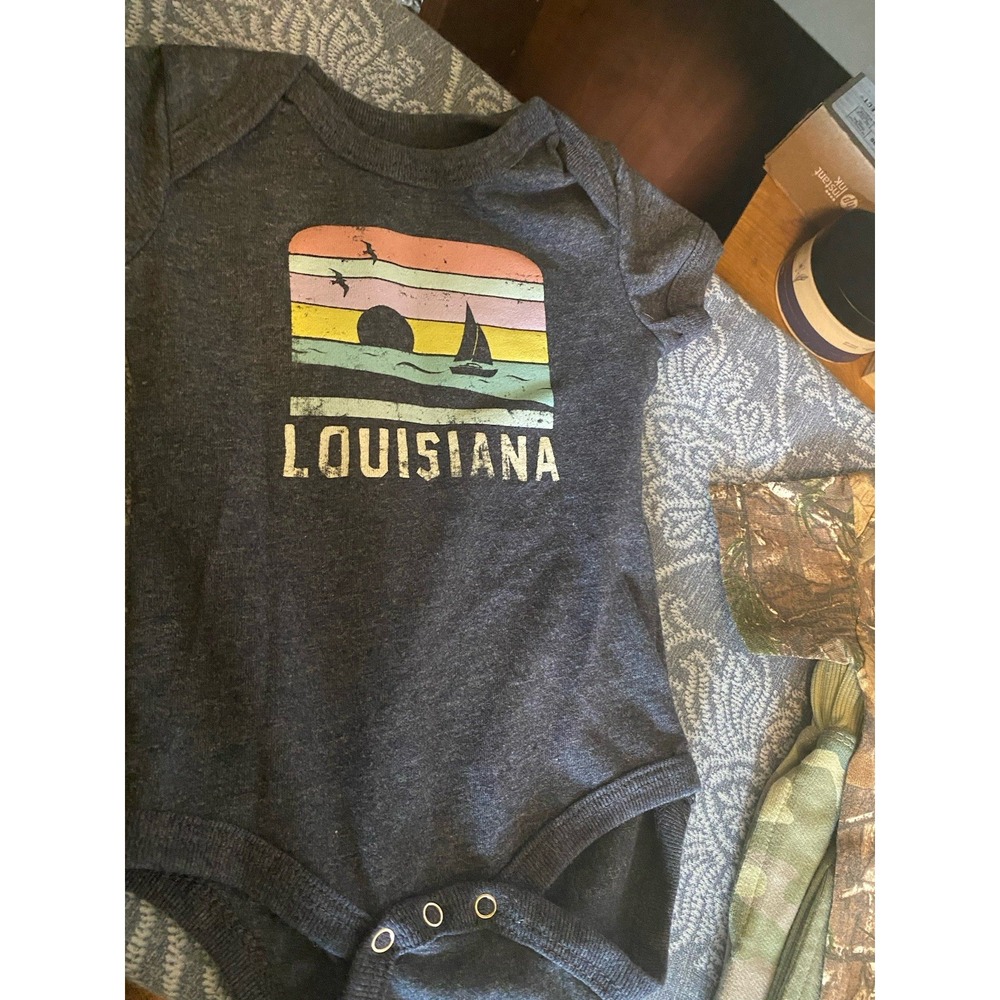 LSU/Louisiana Baby Boy Camouflage Bodysuit Creeper 3-6 Months & Shorts Bundle 4 - Picture 3 of 4